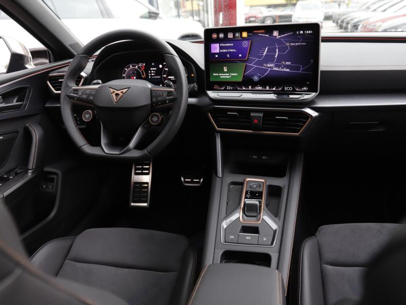 CUPRA Leon SP Kombi VZ e-HYBRID 200/272