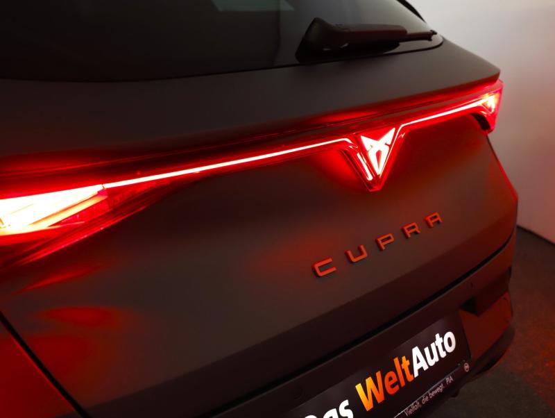 CUPRA Leon SP Kombi VZ e-HYBRID 200/272