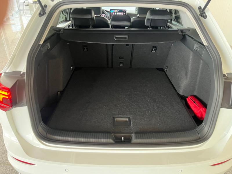 VW Golf Variant Life TSI
