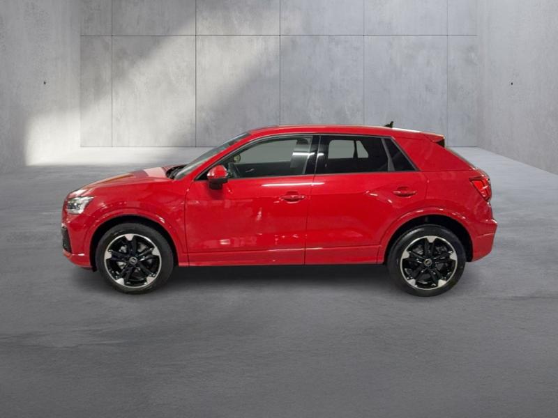 Audi Q2 35 TFSI admired