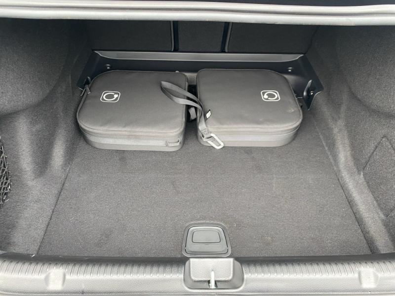 MERCEDES-BENZ EQE 350 4MATIC Österreich-Edition