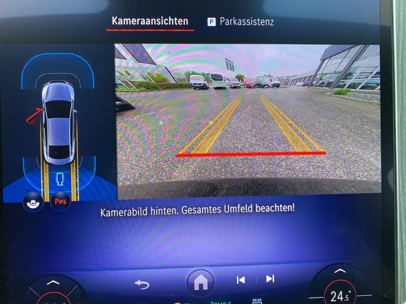 MERCEDES-BENZ EQE 350 4MATIC Österreich-Edition