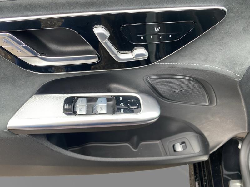 MERCEDES-BENZ EQE 350 4MATIC Österreich-Edition