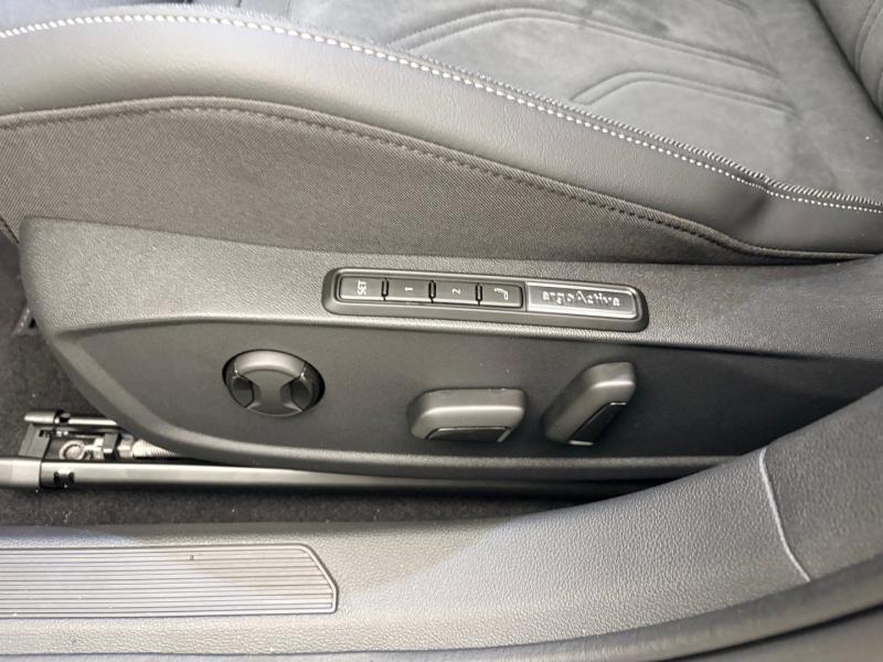 VW Golf Variant Business TSI