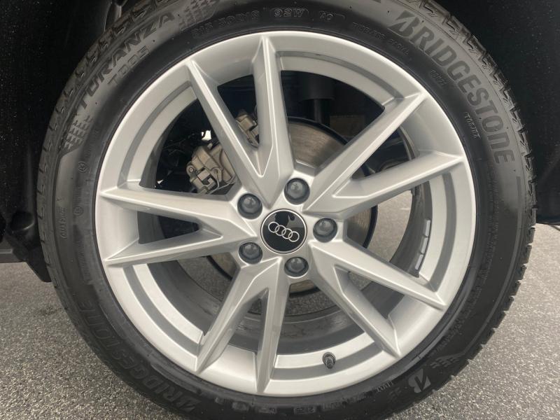 Audi Q2 30 TFSI admired