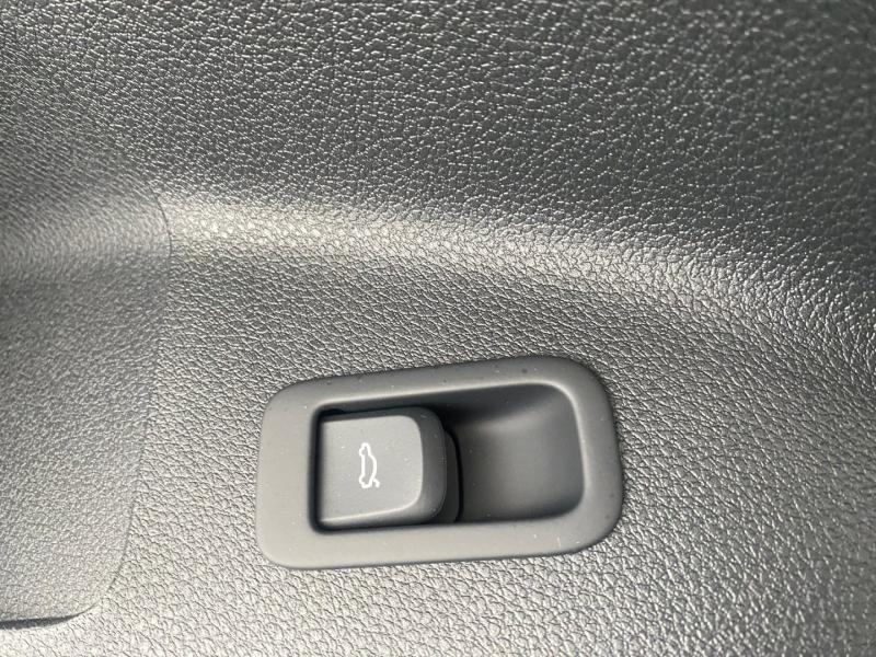 Audi Q2 30 TFSI admired