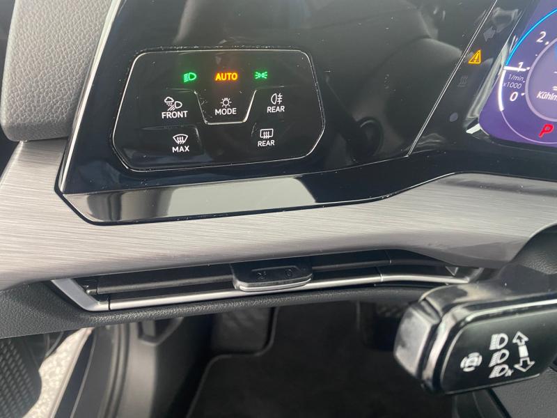 VW Golf Style TSI DSG mHeV