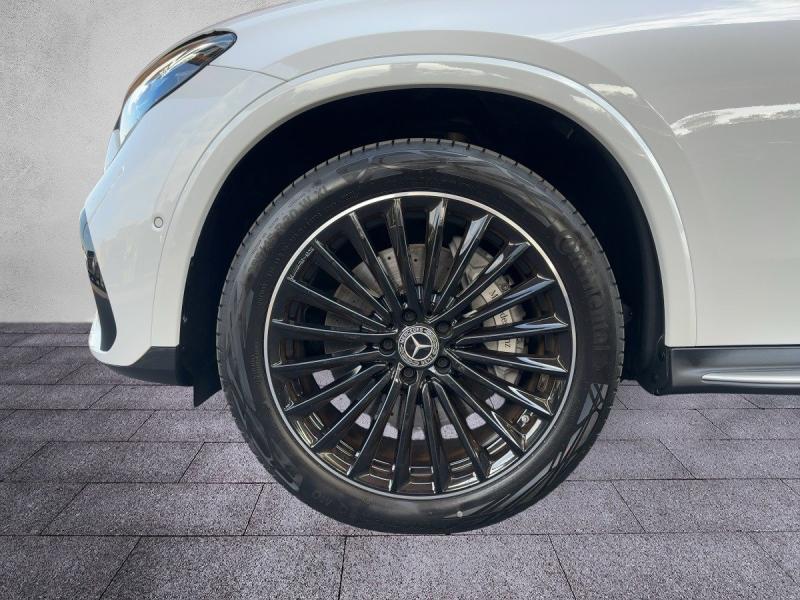 MERCEDES-BENZ GLC 300 e 4M NP € 91.100