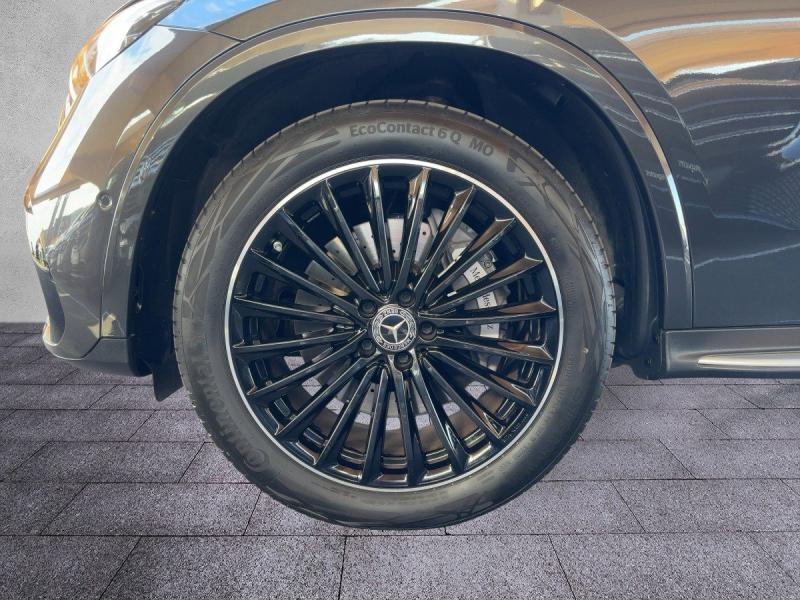 MERCEDES-BENZ GLC 300 e 4M NP € 90.248