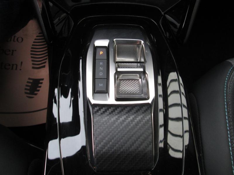 Peugeot 2008 BlueHDi 130PS Allure Pack EAT8