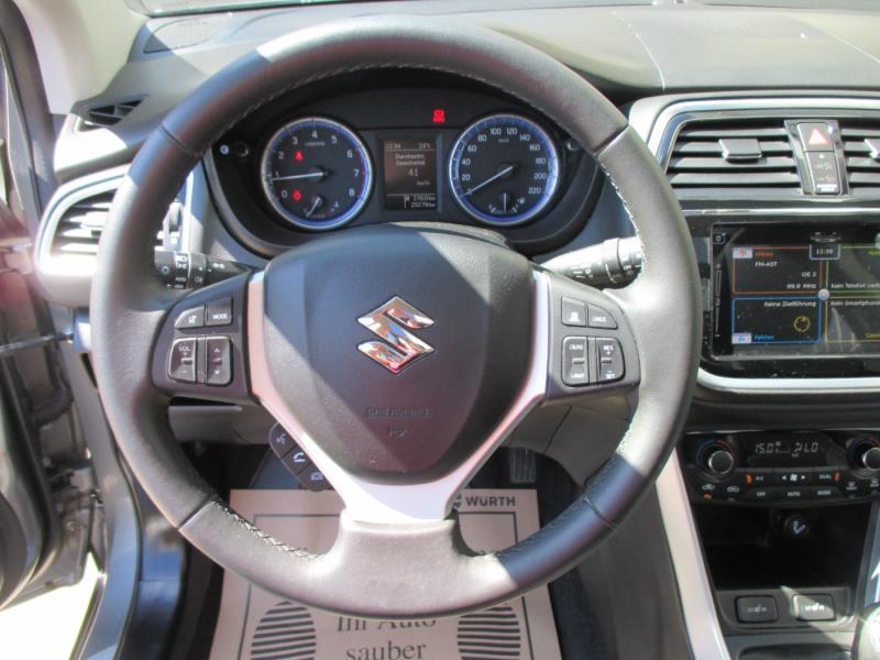 Suzuki SX4 S-Cross 1.4 DITC flash