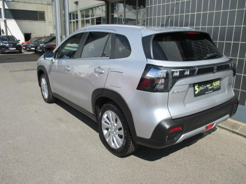 Suzuki S-Cross 1.4 GL+ Hybrid shine light
