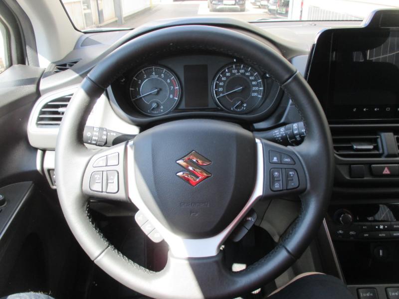 Suzuki S-Cross 1.4 GL+ Hybrid shine light
