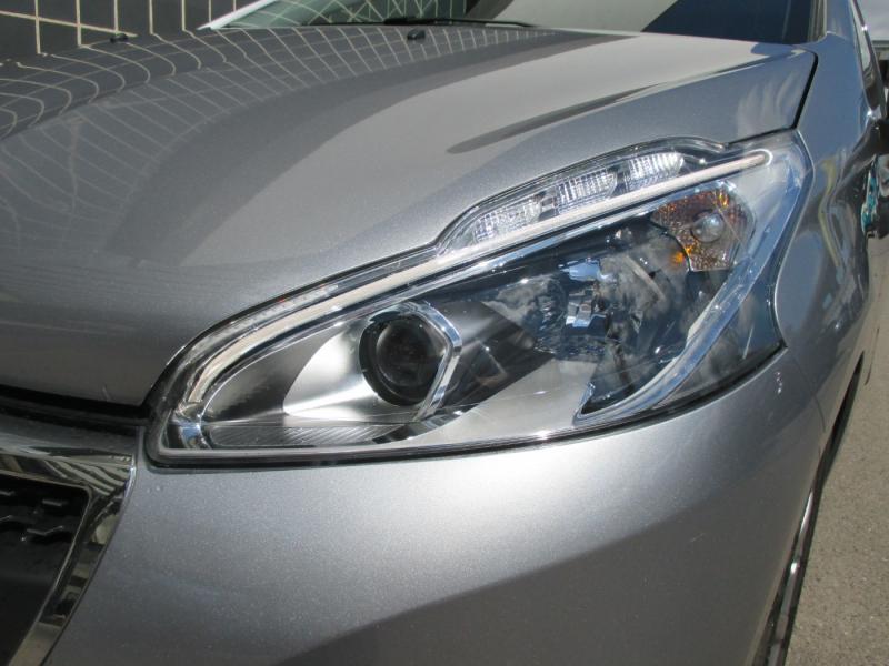 Peugeot 208 Allure 1.2 PureTech 110 SS EAT6