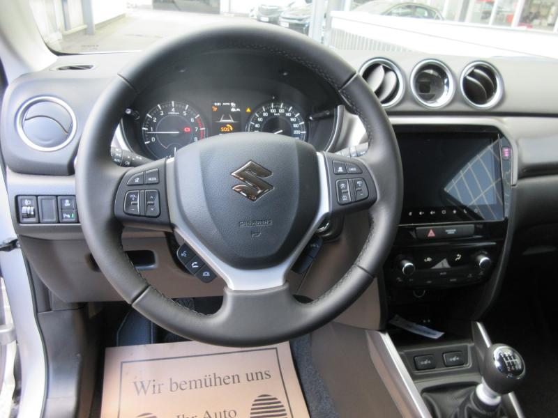 Suzuki Vitara ALLGRIP shine