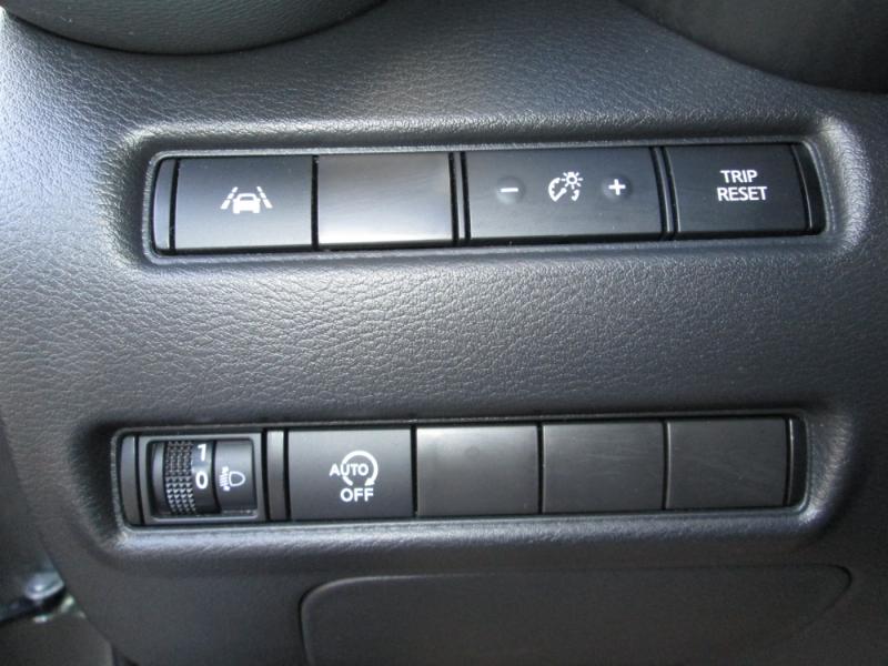 Nissan Juke 1.0 DIG-T N-Connecta