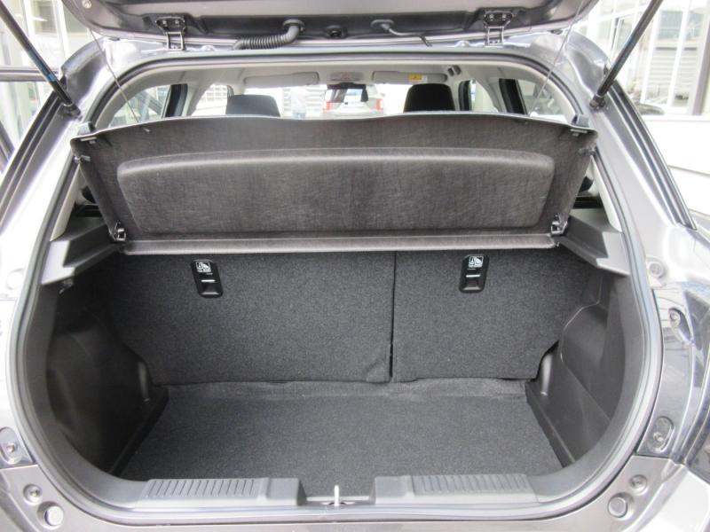 Suzuki SWIFT CLEAR 1.2 HYB 2WD 5G 82P
