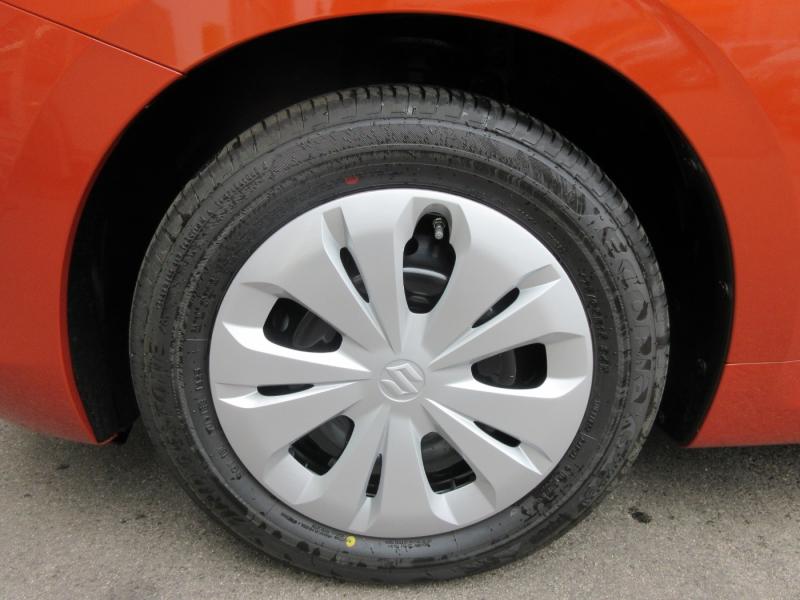 Suzuki SWIFT CLEAR 1.2 HYB 2WD 5G 82P