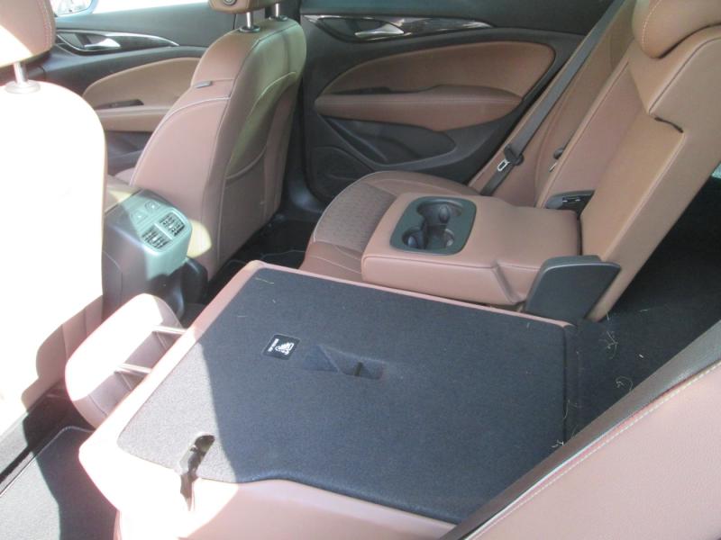 Opel INSIGNIA ST INN 1.6 S/S AT 136