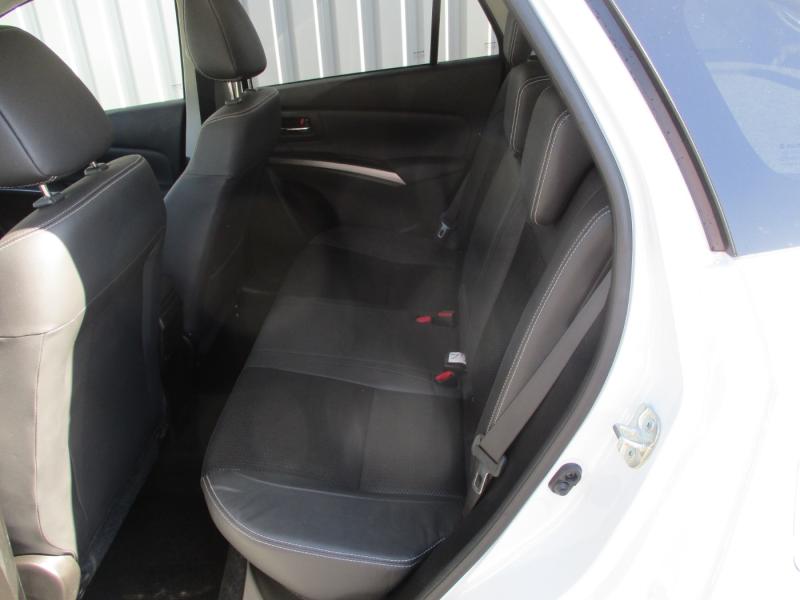 Suzuki S-Cross flash