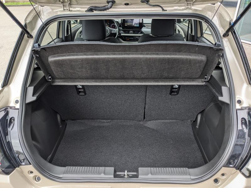 Suzuki SWIFT CLEAR 1.2 HYB 2WD 5G 82P