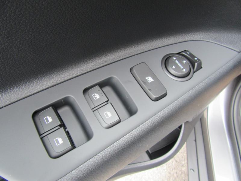 KIA Stonic 1.0 TGDI GPF ISG Silber