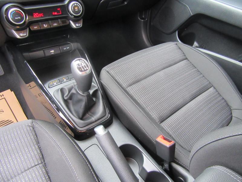 KIA Stonic 1.0 TGDI GPF ISG Silber