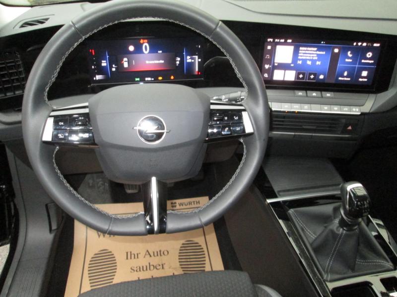 Opel Astra 1.2 Turbo Edition