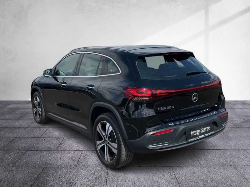MERCEDES-BENZ EQA 250 Advanced Plus