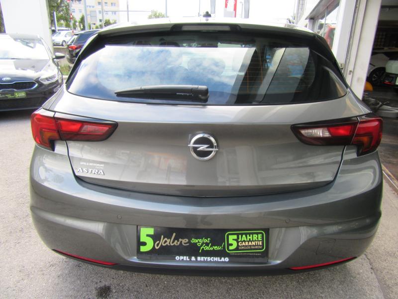 Opel Astra 12 Turbo Direct Injecti