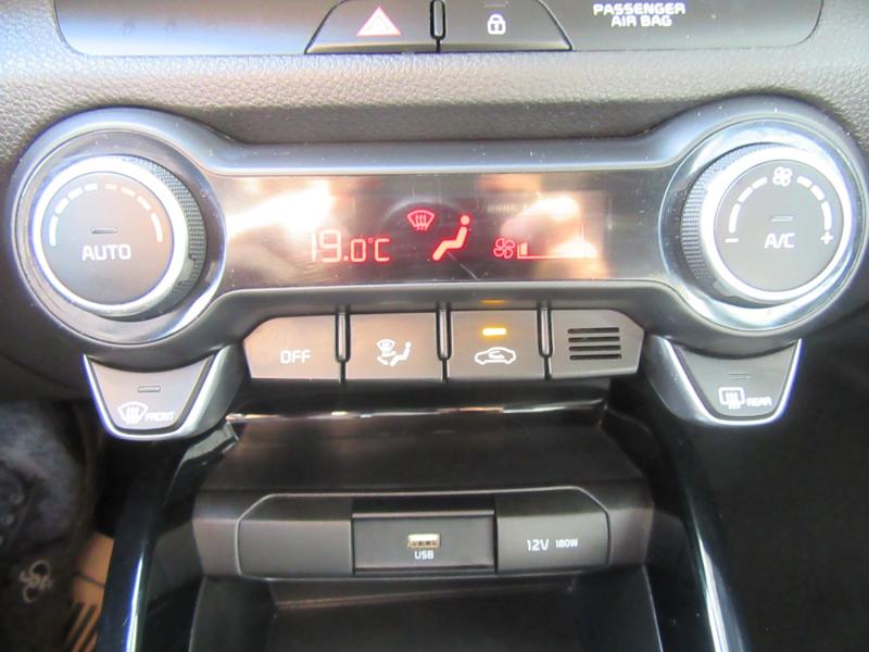 KIA STONIC/SILBER/1.0 TGDI GPF/100