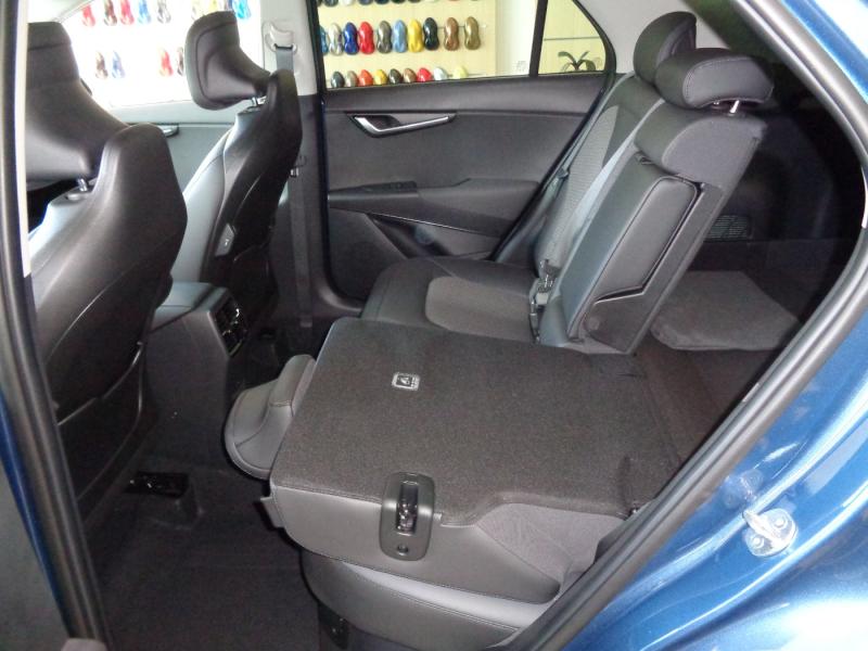 KIA Niro 1.6 GDI HEV Gold DCT 6 / 129
