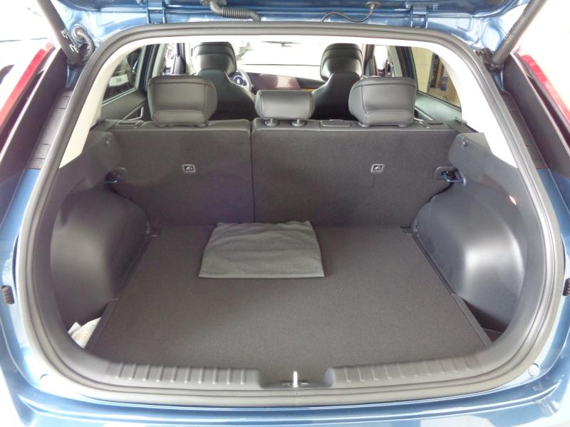KIA Niro 1.6 GDI HEV Gold DCT 6 / 129