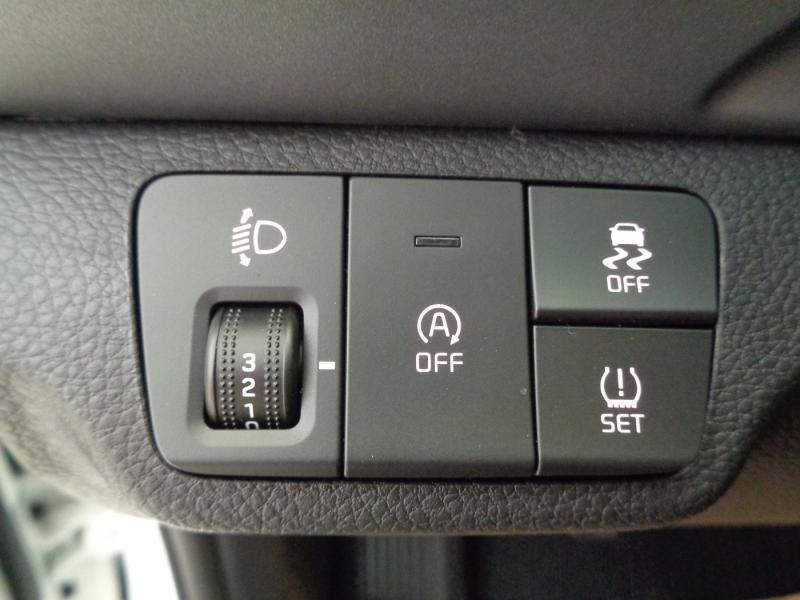 KIA Stonic/SIL/1.0 TGDI/MT6/100PS