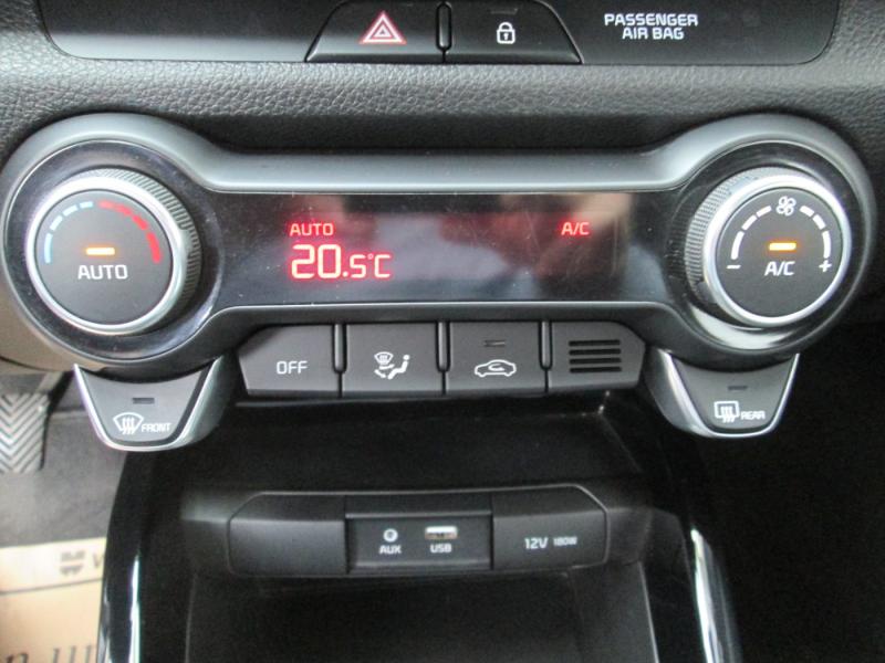 KIA Rio 125 MPI Silber ISG