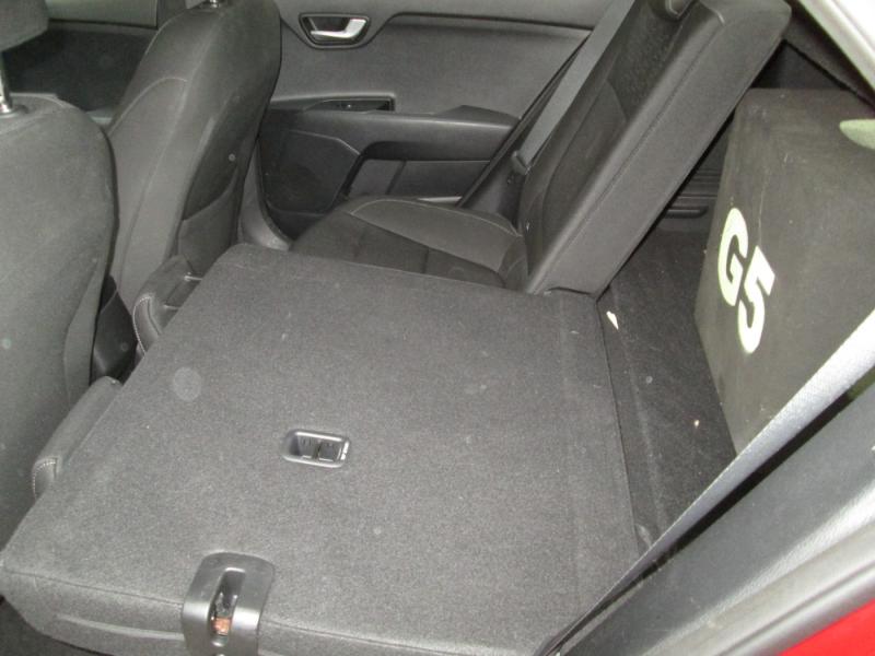 KIA Rio 125 MPI Silber ISG