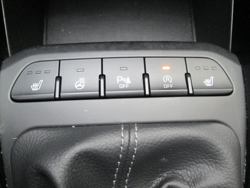 KIA Rio 125 MPI Silber ISG