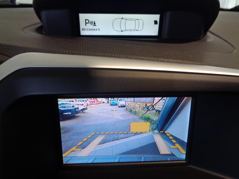 Volvo XC60 24D FWD Momentum Drive