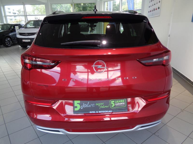 Opel GRANDLAND ULT 1.6 PHE AT 224