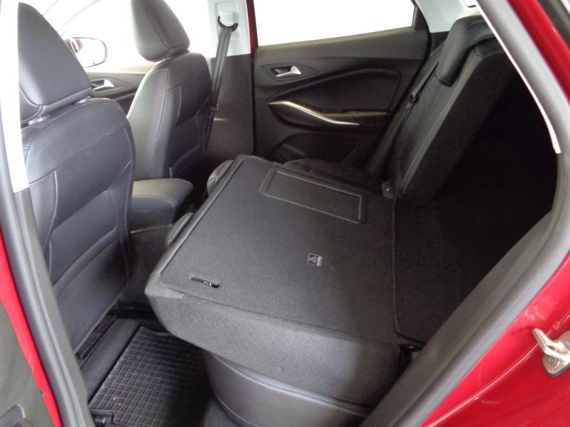 Opel GRANDLAND ULT 1.6 PHE AT 224