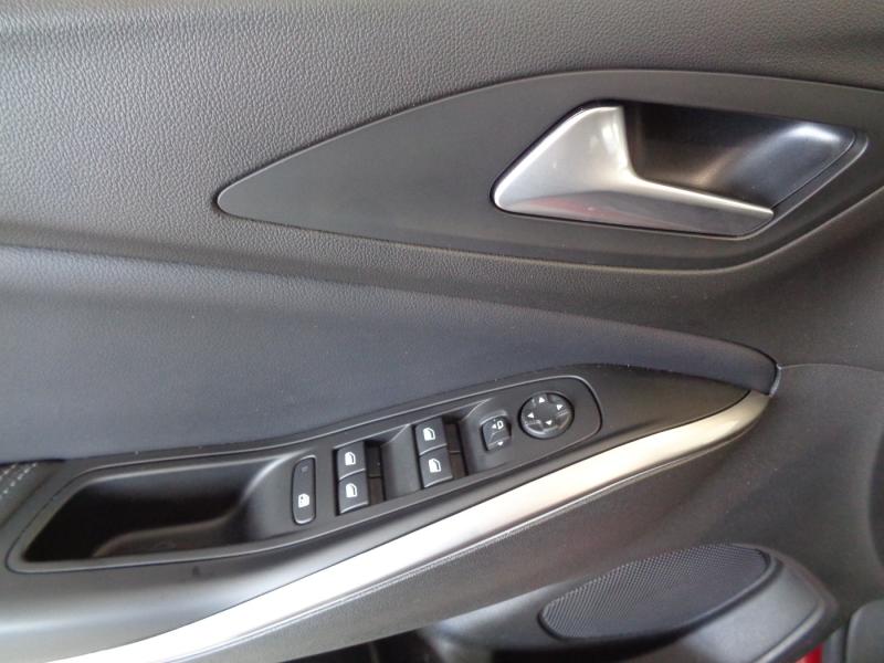 Opel GRANDLAND ULT 1.6 PHE AT 224