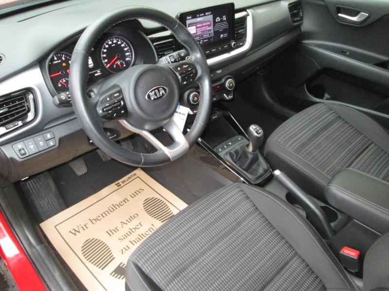KIA Stonic 10 TGDI GPF ISG Silber