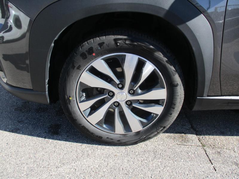 Suzuki S-Cross flash