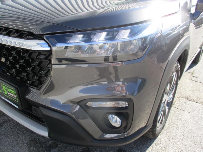 Suzuki S-Cross flash