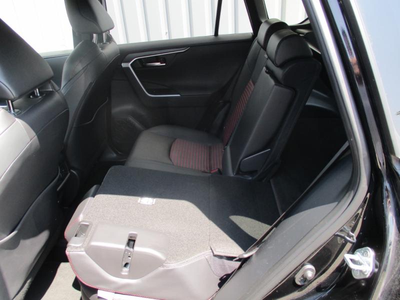 Suzuki Across 2.5 PHEV E-Four Flash CVT