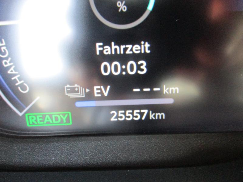Suzuki Across 2.5 PHEV E-Four Flash CVT