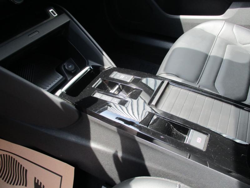 Citroën C4 PureTech Shine Edition EAT8 Aut.