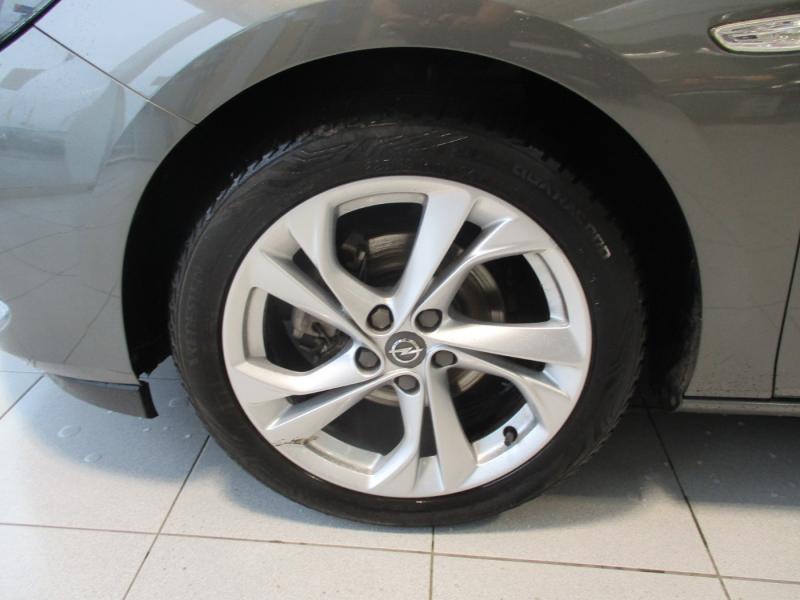 Opel Astra 1.2 Turbo GS Line