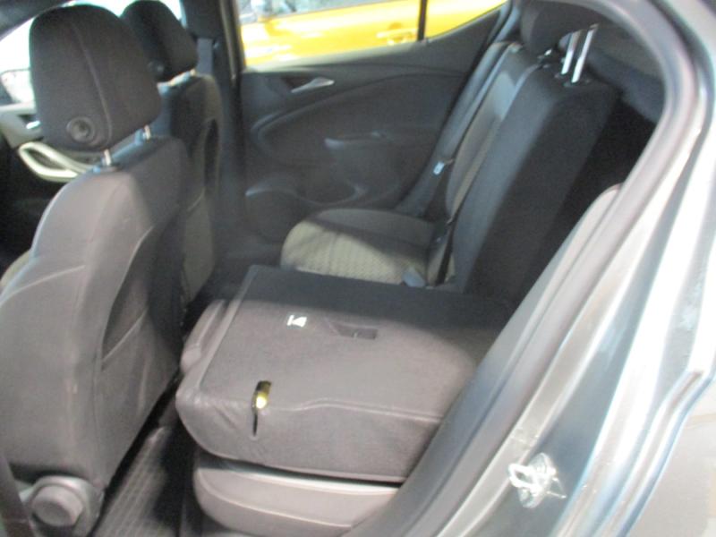 Opel Astra 1.2 Turbo GS Line