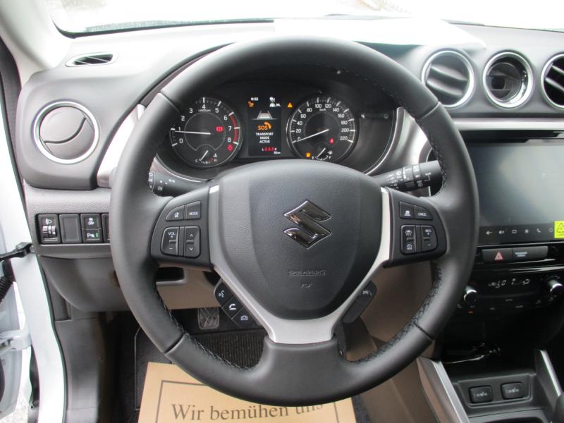 Suzuki Vitara 1.4 Hybrid shine 109PS